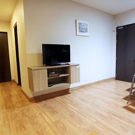 Narita Amata Hotell Chonburi Exteriör bild