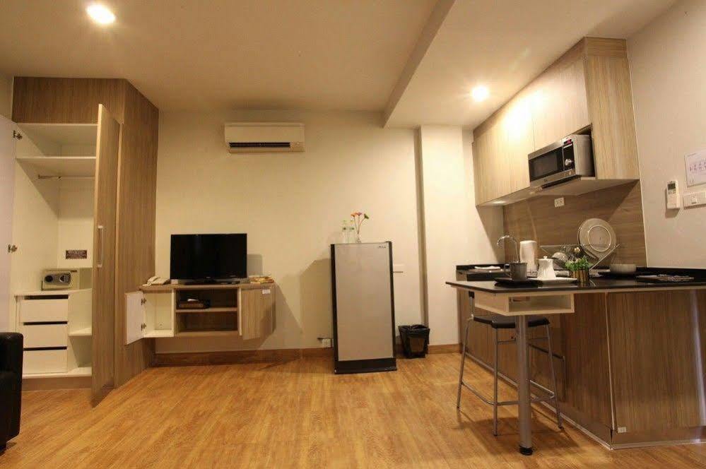 Narita Amata Hotell Chonburi Exteriör bild