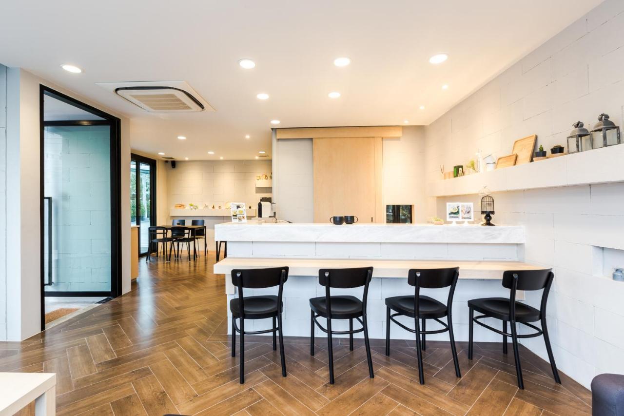 Narita Amata Hotell Chonburi Exteriör bild